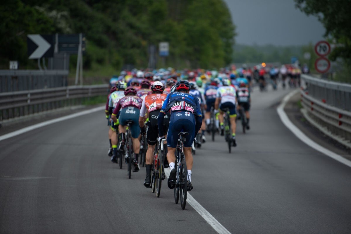 Il Giro d'Italia visto da un motociclista